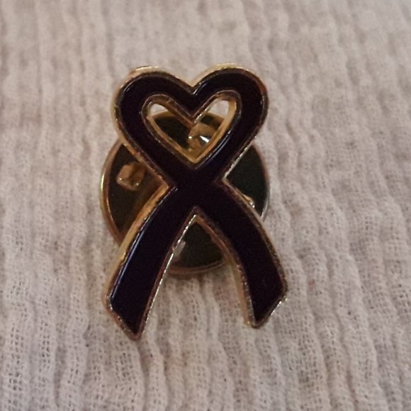 FREE - Domestic Violence Purple Ribbon Lapel Pin - Picture 1 of 4